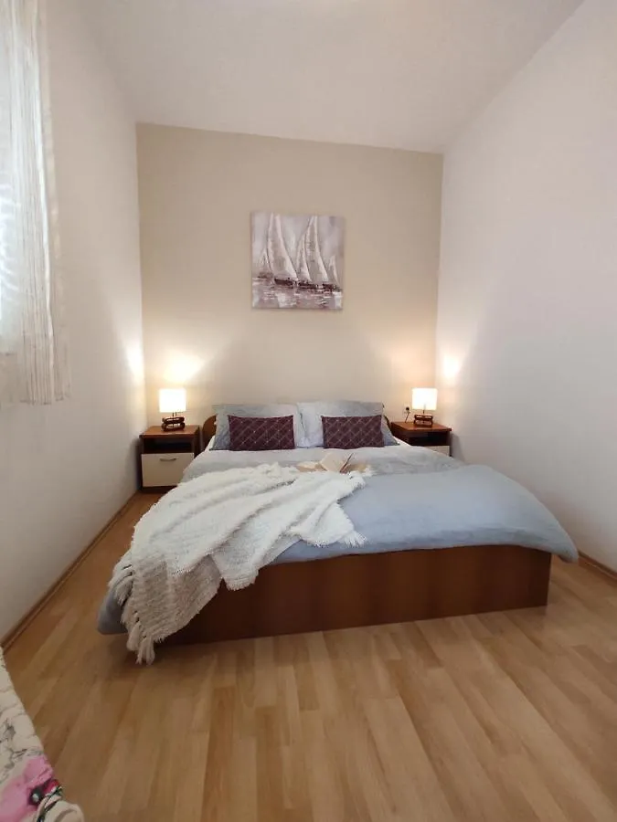 Apartments Rogoznica Sukosan